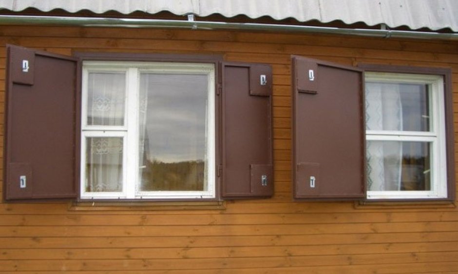 Ставни на окна для дачи