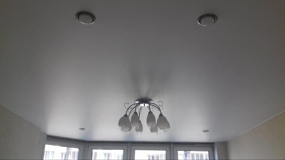 Матовый натяжной потолок