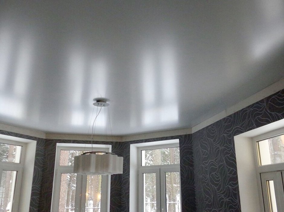 Матовый натяжной потолок м110