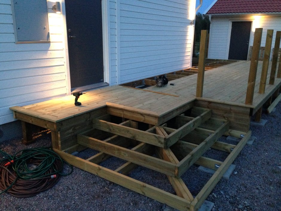 Крыльцо из поддонов