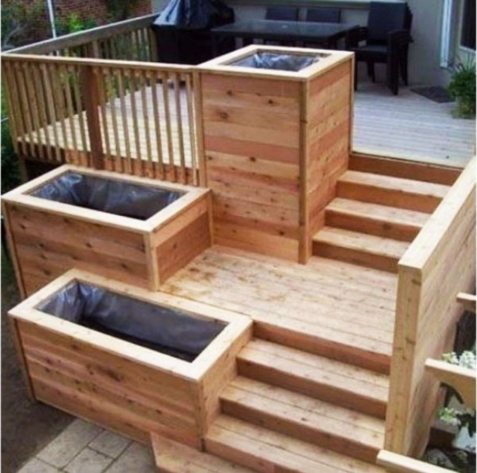 Диван из паллет на балкон