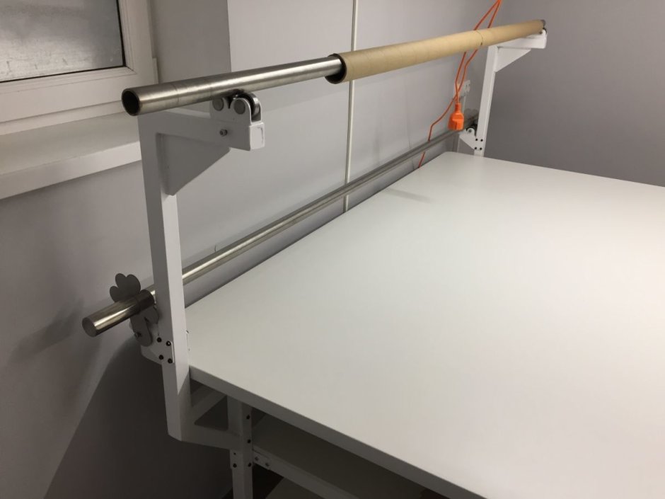 Стойки для размотки ткани