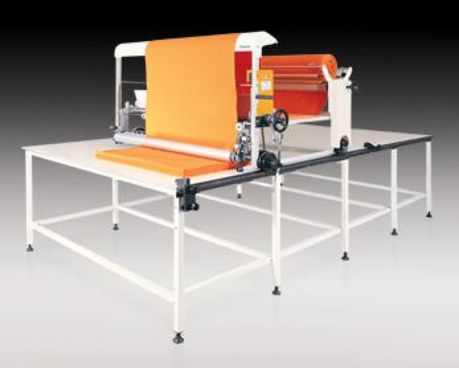 Раскройный стол для швейного производства