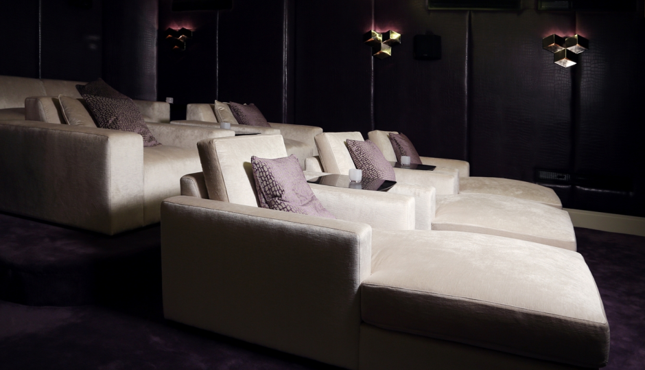 Диван для домашнего кинотеатра