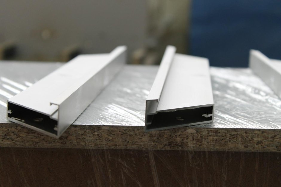 AGT профиль МДФ 1003