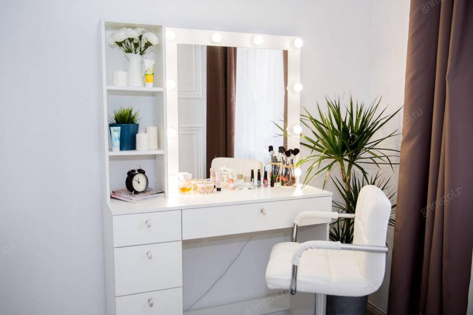 Туалетный столик Vanity Olivieri