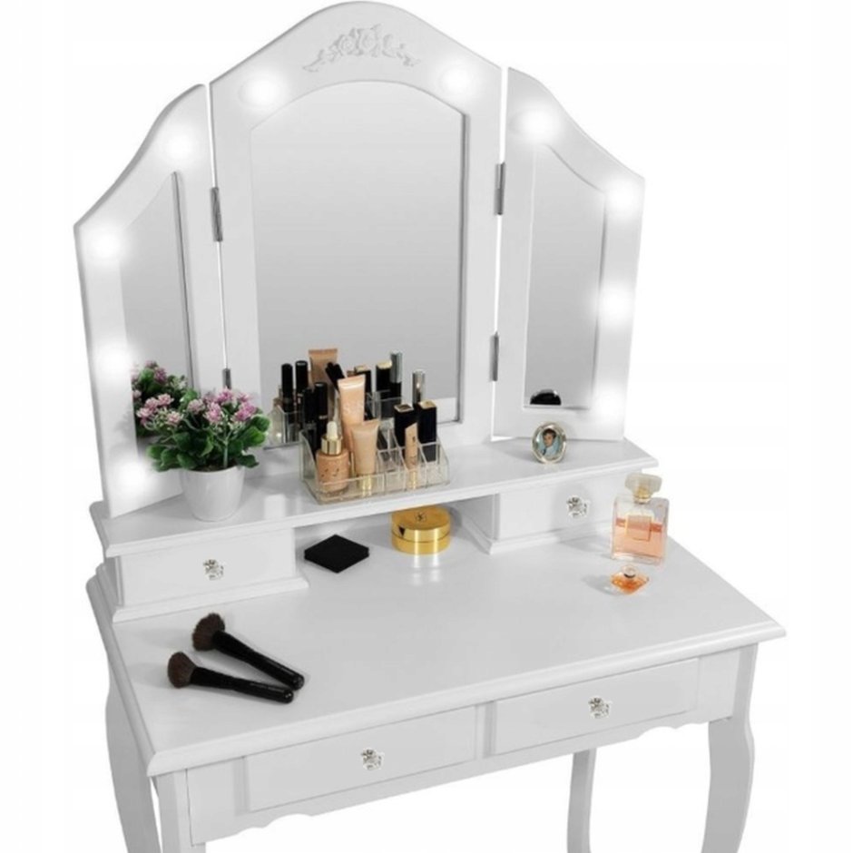 Гримерный столик