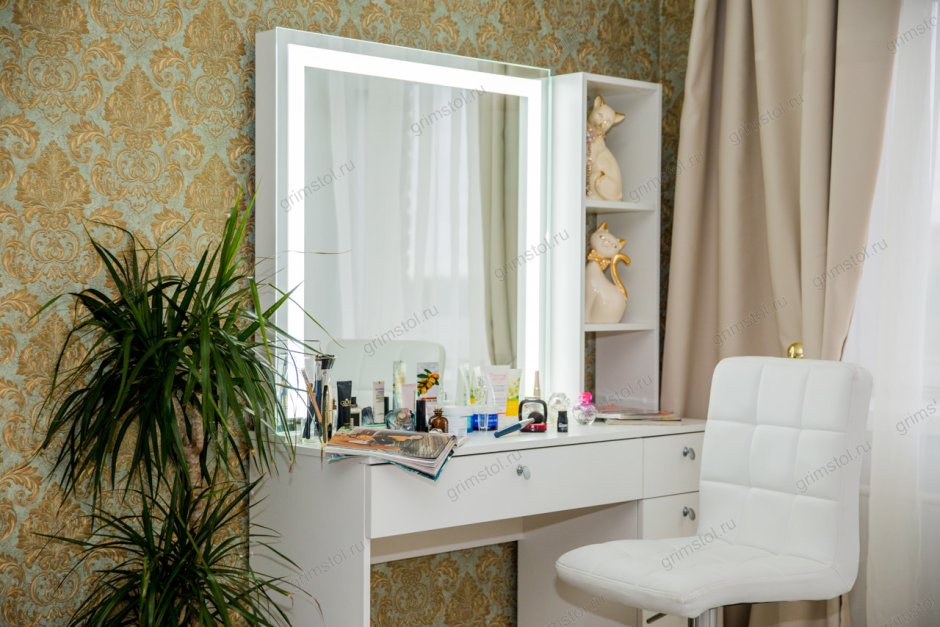 Зеркало Континент гримерное згп 06