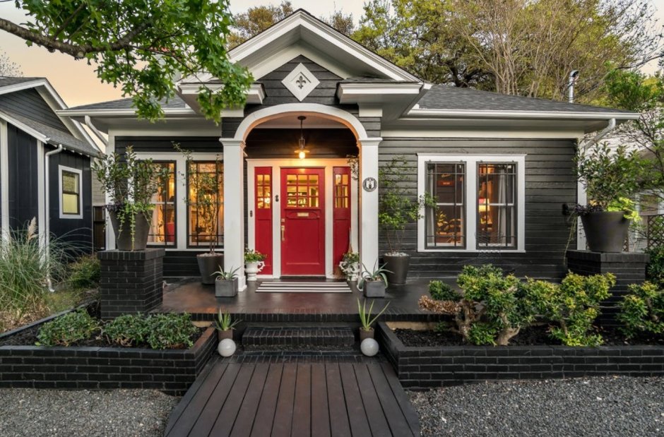 Крыльцо в классическом стиле