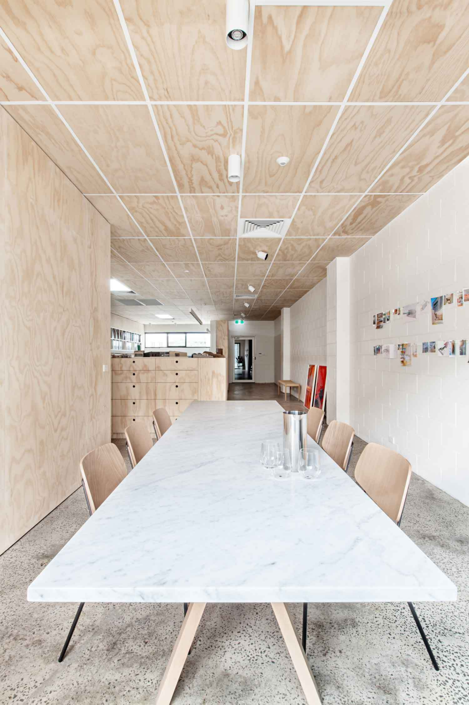 Фанера в интерьере