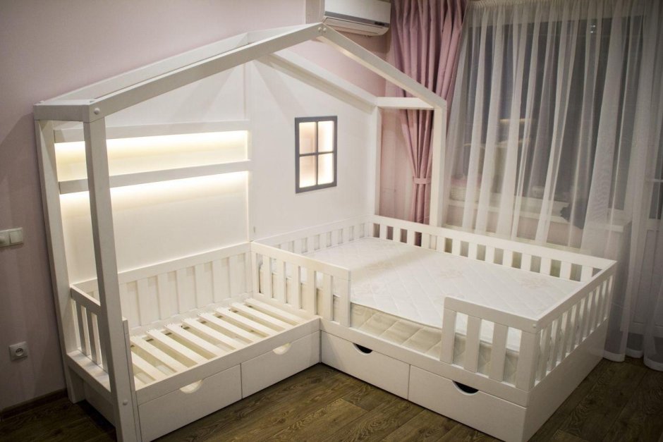 Твин Квин кровать угловая