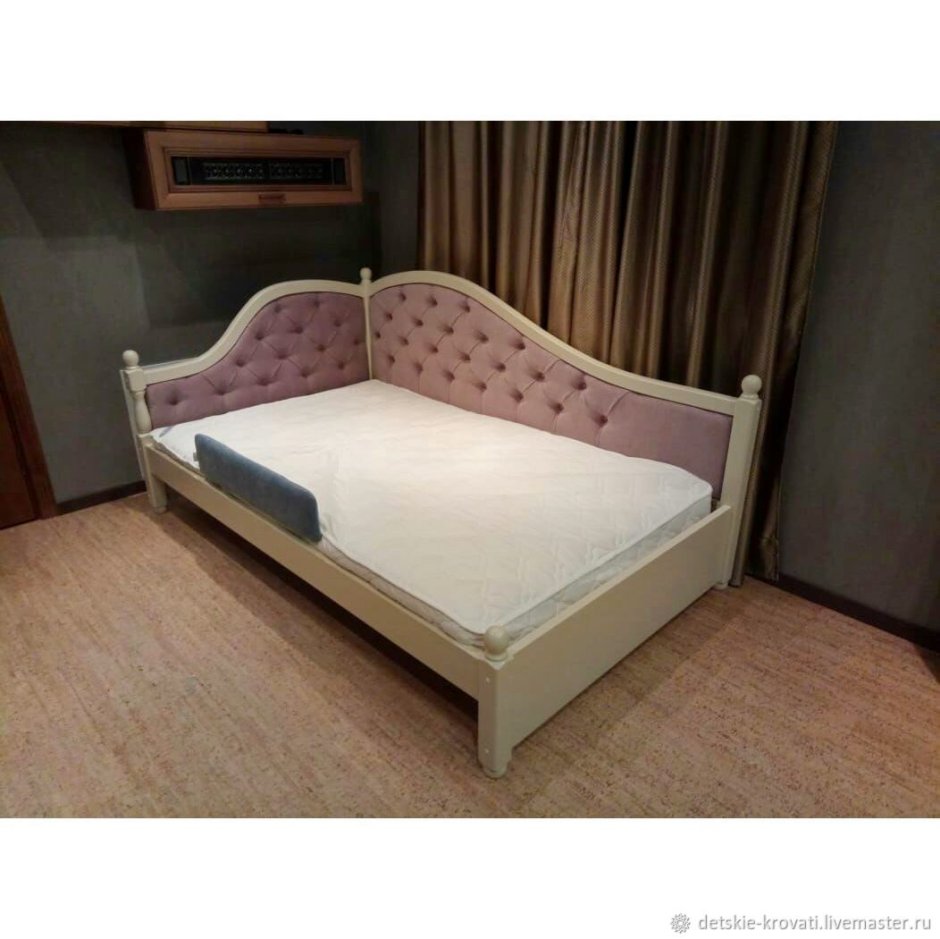 Кровать угловая Торис Юма