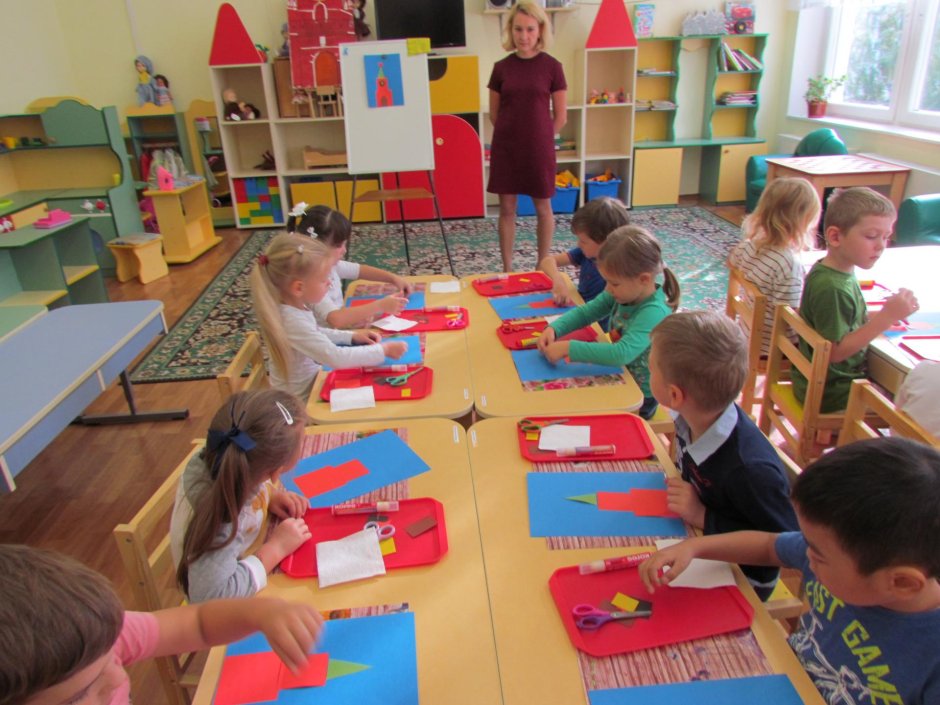 Занятие в младшей группе