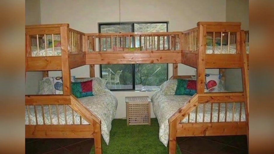 Кровать для пятерых детей