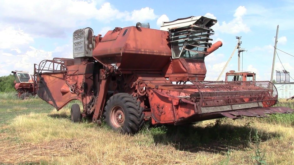 Зерноуборочный комбайн Нива СК-5