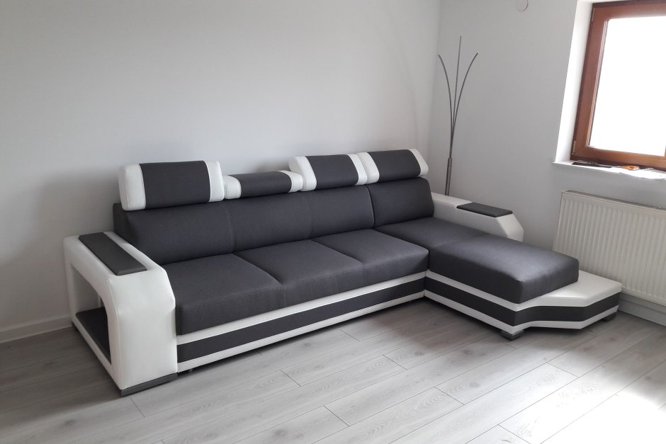 Диван с подголовником