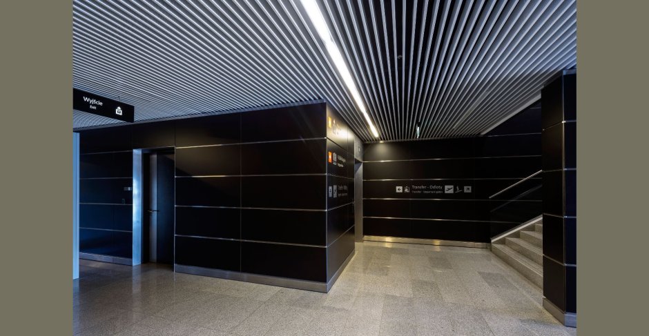 Армстронг реечный потолок черное