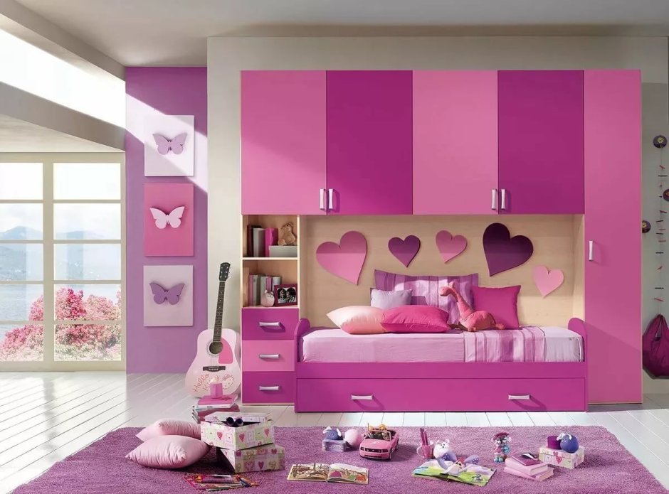 Розовая мебель для девочки