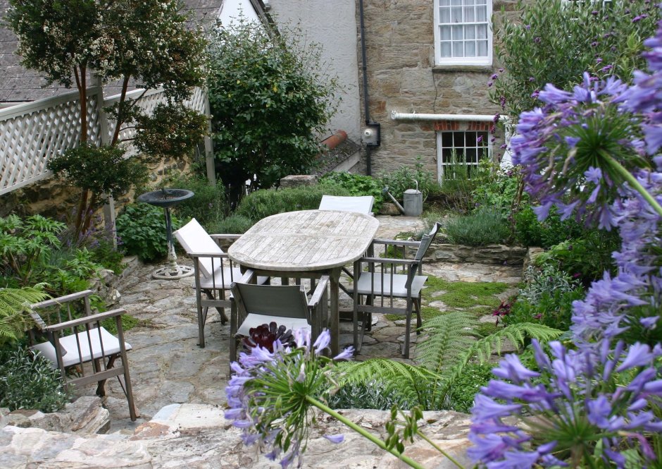 Ландшафтный французский Прованс стиль