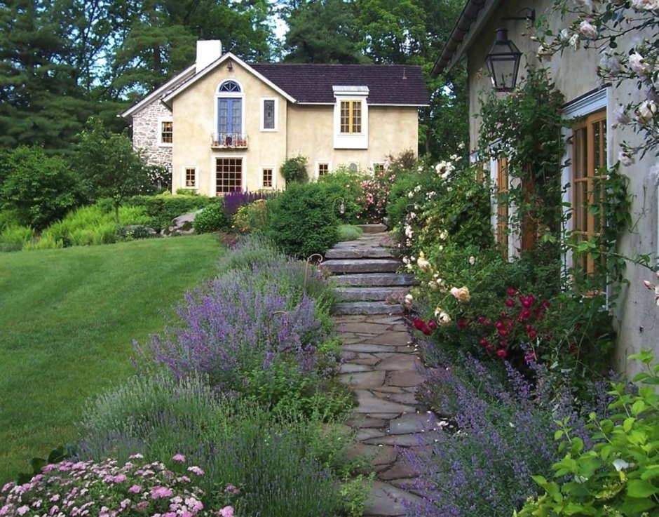 Малоуходный сад в стиле Прованс