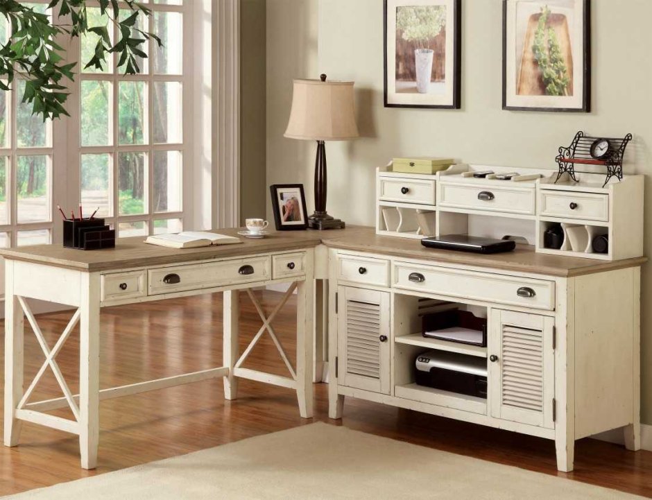 Компьютерный стол в стиле Прованс
