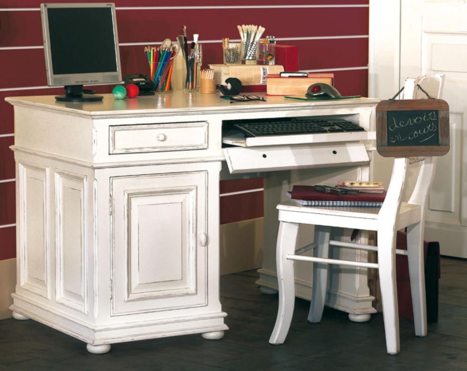 Письменный стол в стиле Прованс