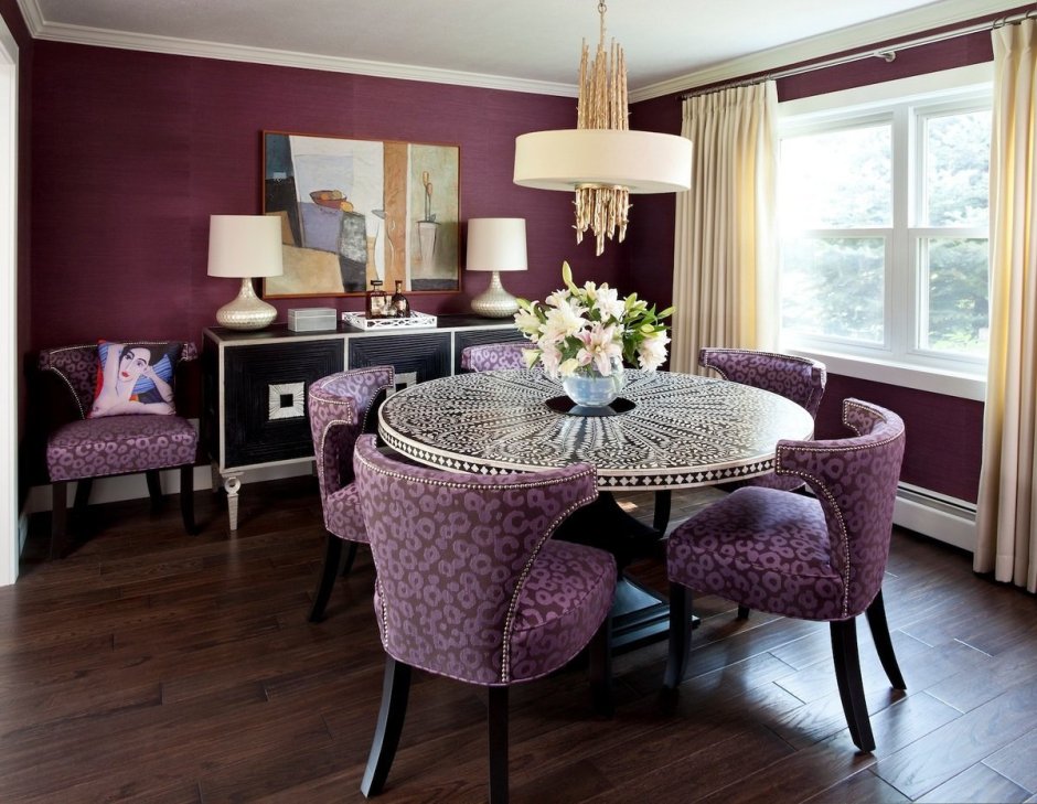 Баклажановый цвет в интерьере