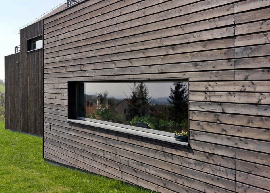 Фасад из обожженного планкена