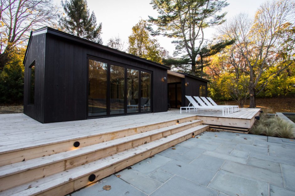 Фасад из обожженного дерева