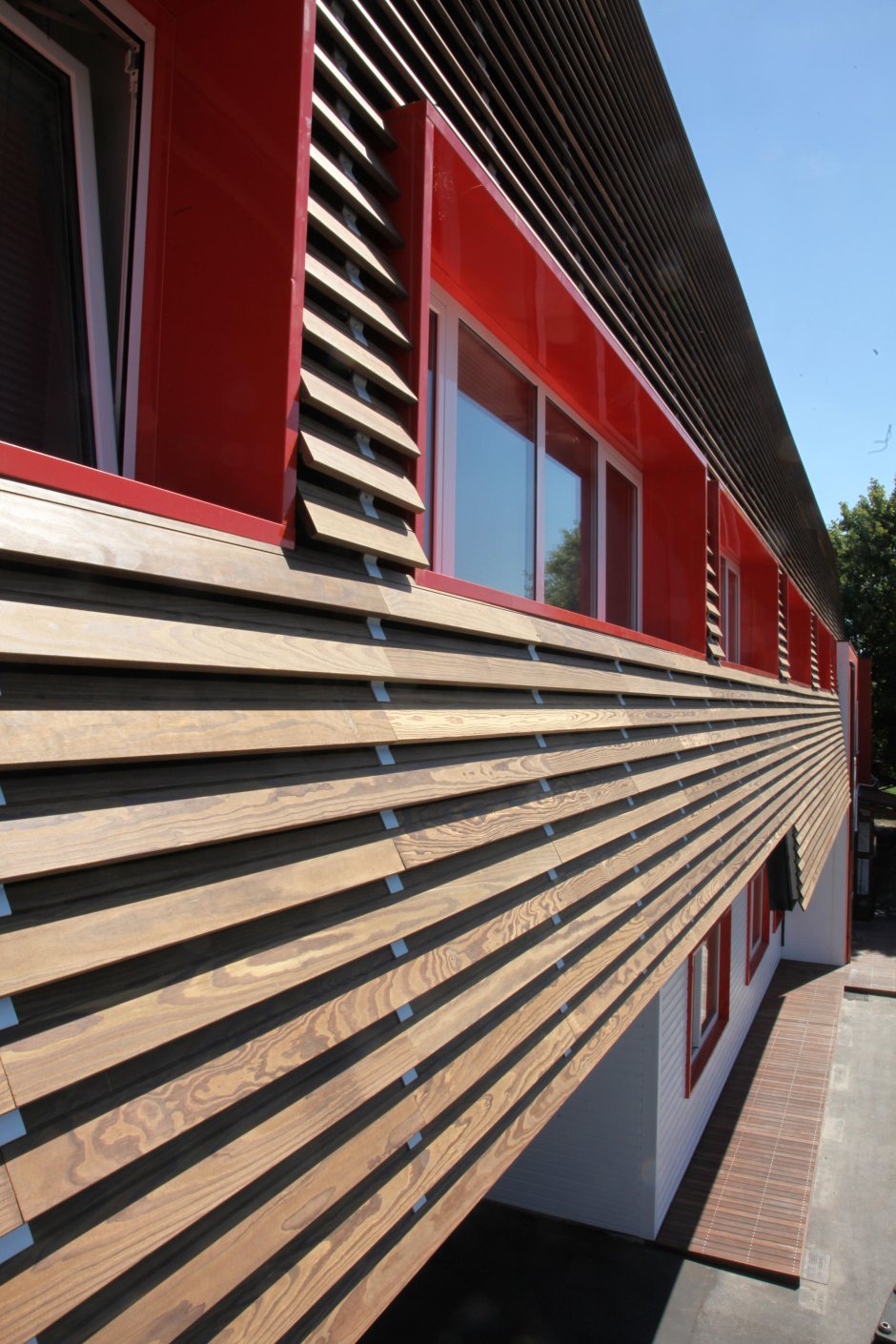 Отделка фасада доской