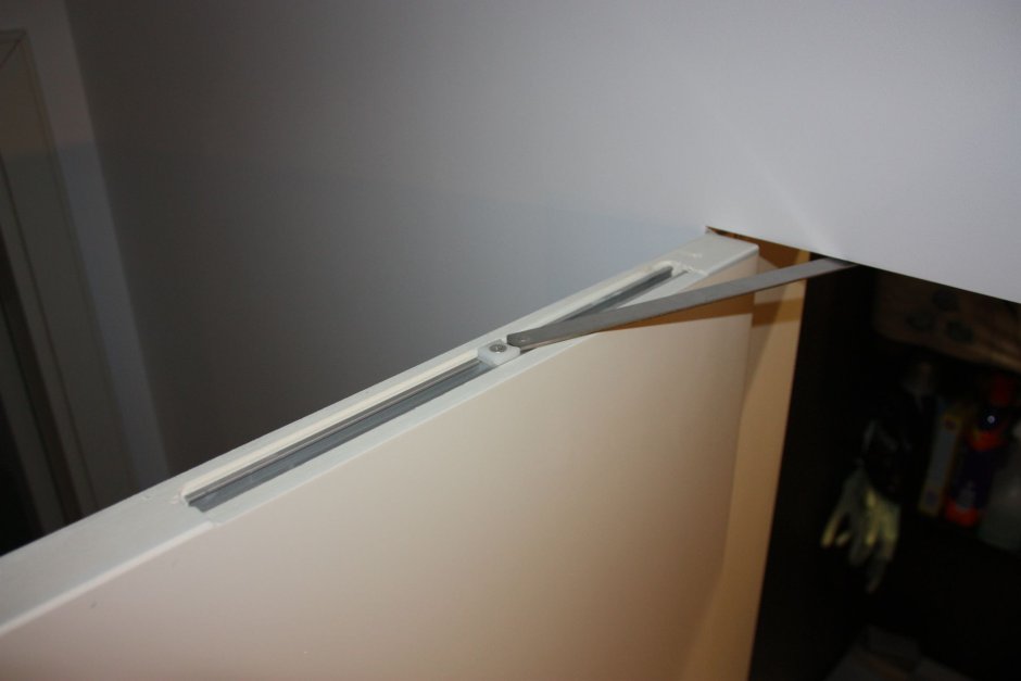 Врезной ограничитель открывания двери Hafele артикул 938.33.000