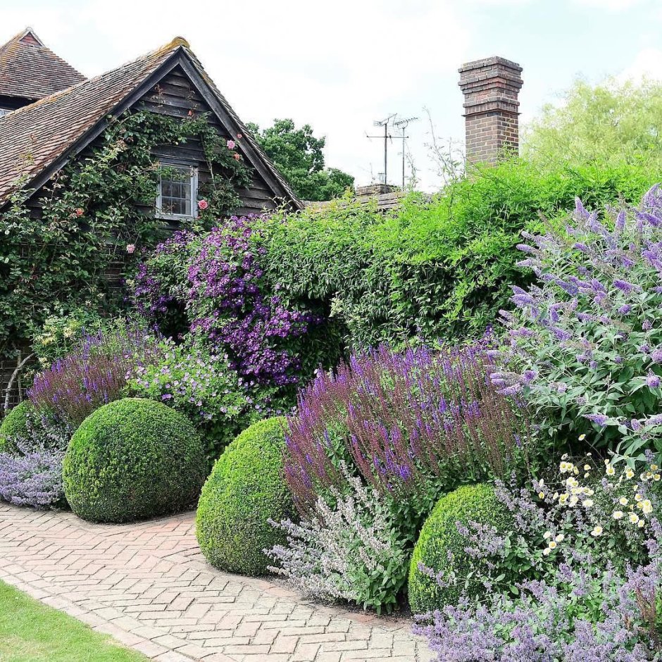 Сады Англии миксбордеры