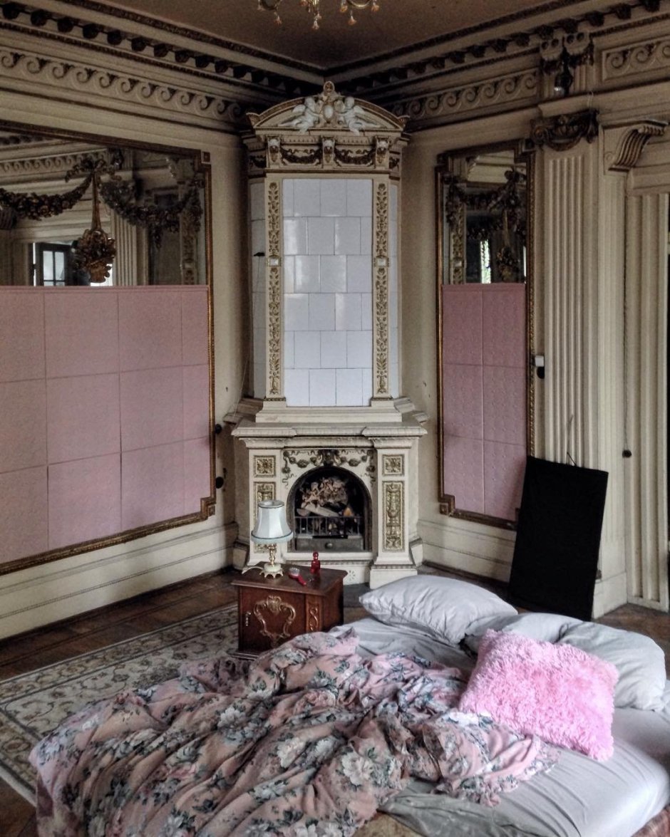 Интерьеры старых петербургских квартир