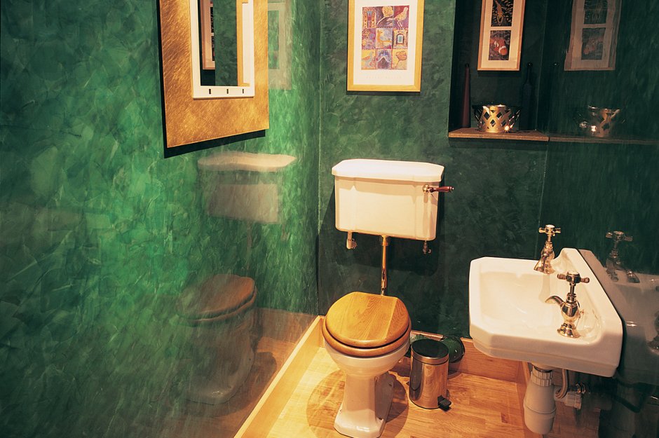 Декоративная штукатурка в туалете