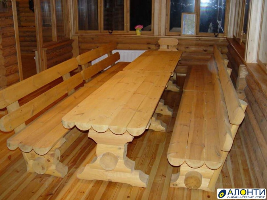 Стол для беседки из бревна