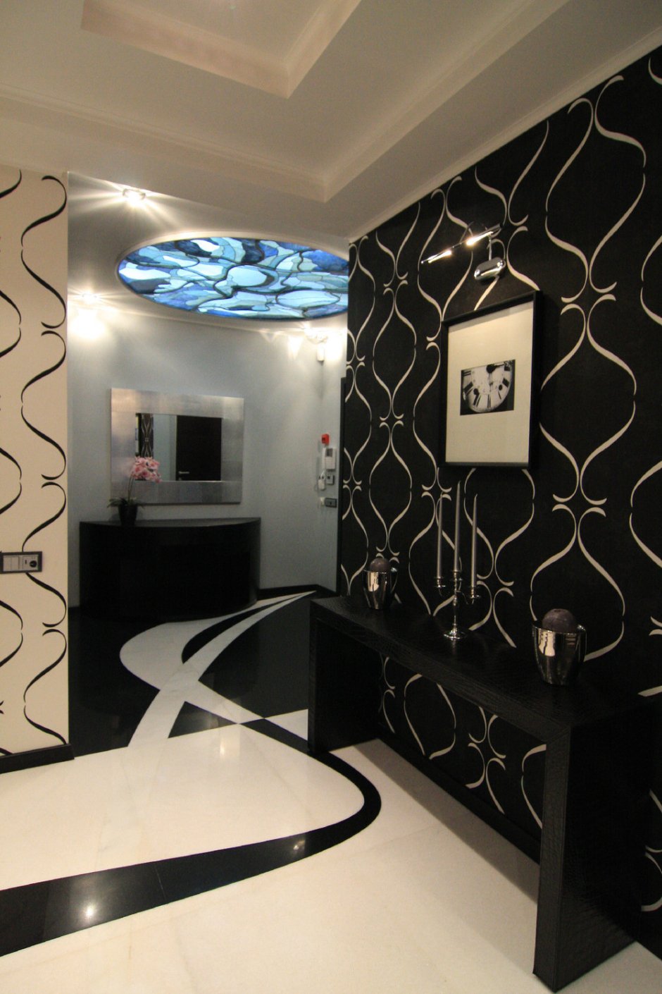 Темный коридор в квартире