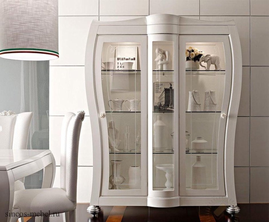 Шкаф-витрина Modern b820