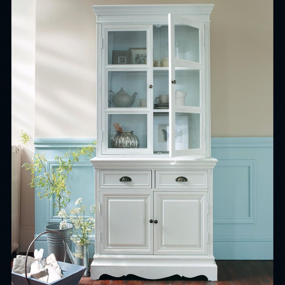 Сервант Джозефина