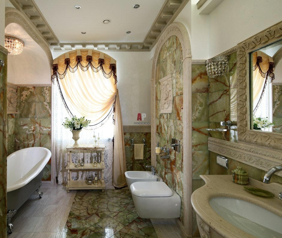 Санузел под лестницей