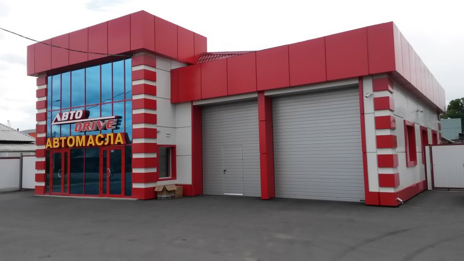Фасад магазина запчастей