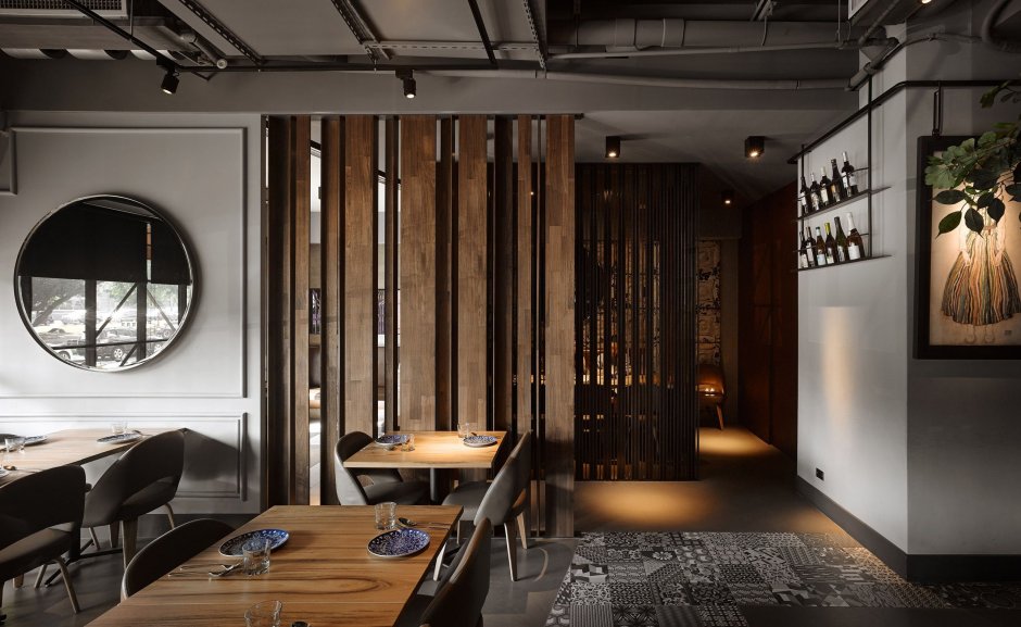 Интерьер кафе в серых тонах лофт