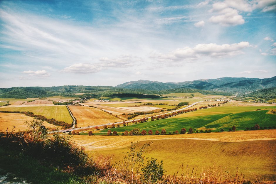 Green Hill зеленый холм в Англии