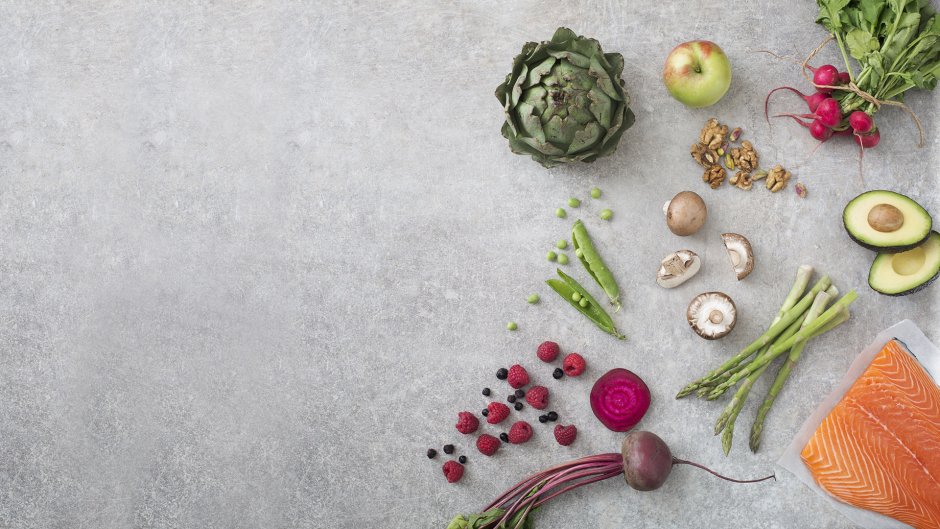 Овощь на столе вид сверху