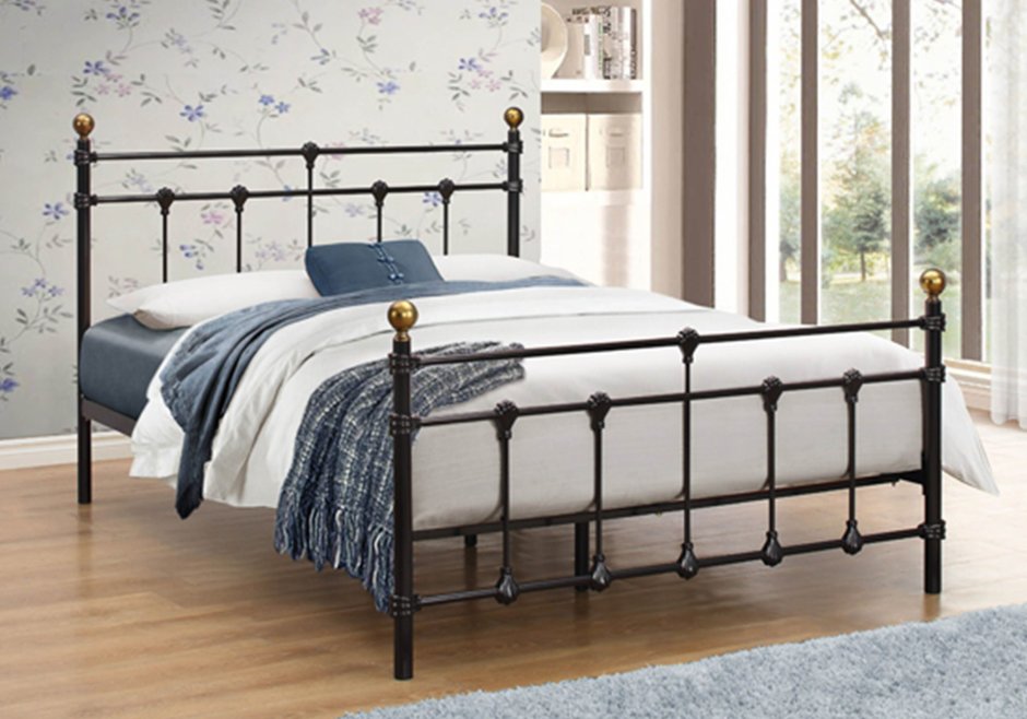 Кровать металлическая черная
