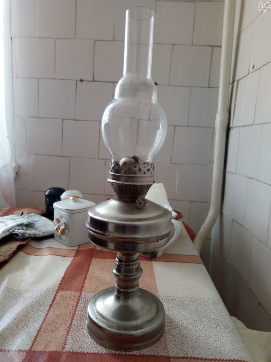 Керосиновая лампа