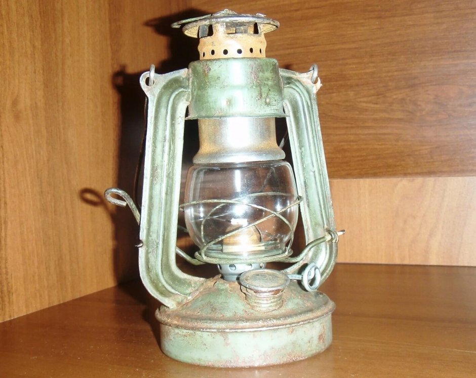 Керосиновая лампа Винтаж