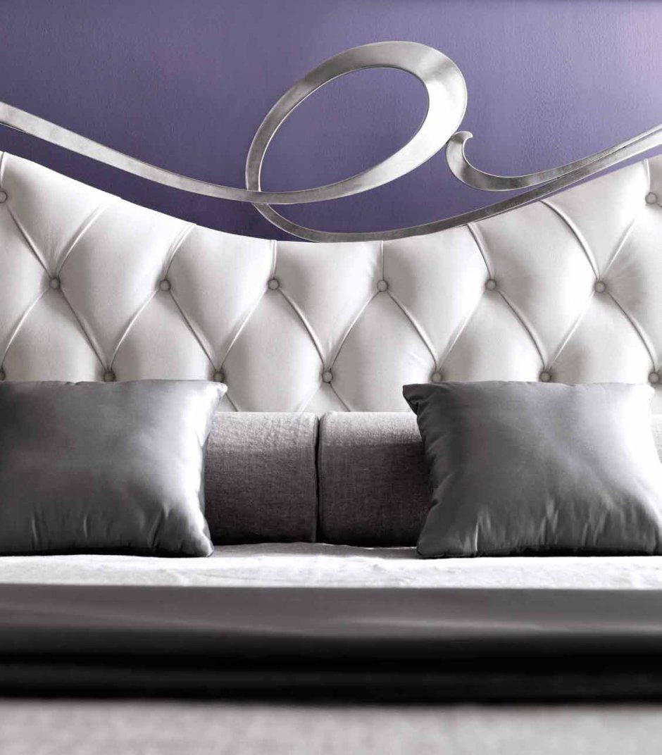 Необычное изголовье кровати