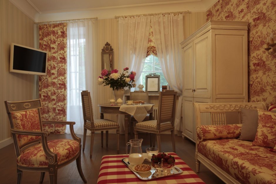 Интерьер в стиле русской дворянской усадьбы