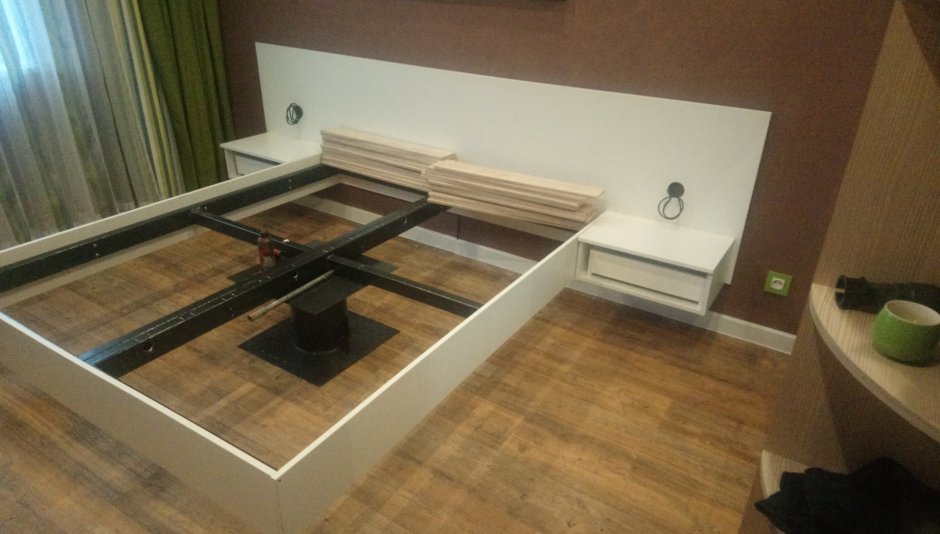 Парящая кровать