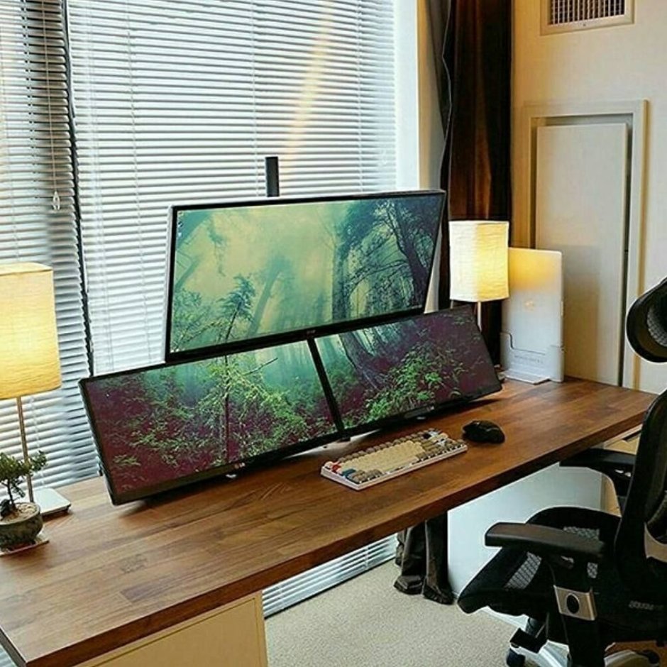 Монитор в интерьере